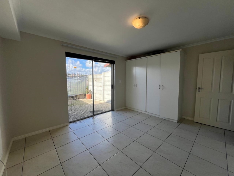 2 Bedroom Property for Sale in Brackenfell South Western Cape